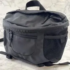 GAP ギャップ オールブラック ナイロン ボディーバッグ ウエストポーチ