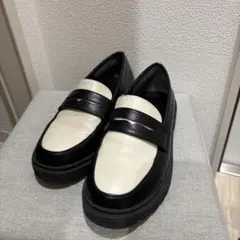 バイカラー　ホワイトブラック　ローファー