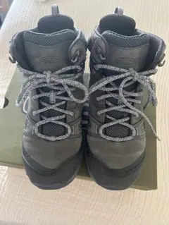 KEEN アウトドアシューズ グレー24センチ