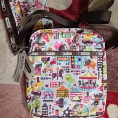 ハワイ限定LeSportsacショルダーバッグ（ポーチ）付き