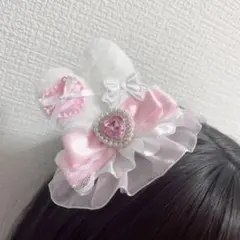 ♡ うさ耳 ヘアクリップ 髪飾り 1個 レース フリル 白 薄ピンク ♡