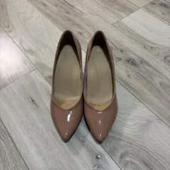 ピンクベージュ ポインテッドトゥ ハイヒール