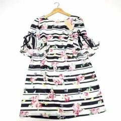 新品タグ付き✨ 42 ローズティアラ ワンピース 花柄 フレア チュニック