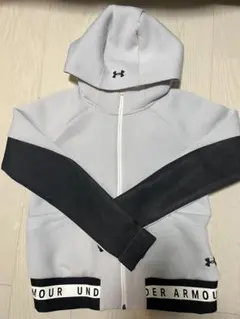 UNDER ARMOUR セットアップ グレー/ブラック