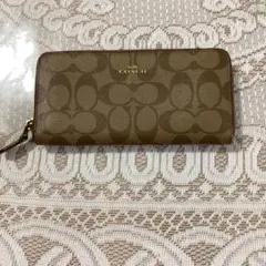 COACH コーチ長財布シグネチャー　（美品）
