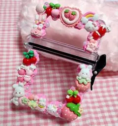 ホイップデコ　スケルトンケース　トレカサイズ　カードケース　小物入れ　ピンク