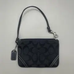 Coach Signature Leather Wristlet Pouchのサムネイル