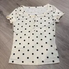 SHEIN ドット柄Tシャツ XS 新品未使用のサムネイル