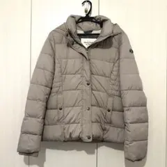 アバクロ フード付きダウンジャケット M グレージュ 軽量 美シルエット