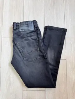 DIESEL ブラックスリムフィットデニムのサムネイル
