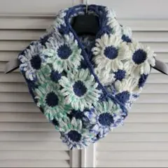 花モチーフ編みマフラー、ブルー系 約176cm×約20cm