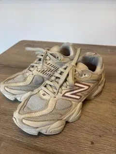 New Balance ニューバランス 9060 ベージュ系23.5センチ