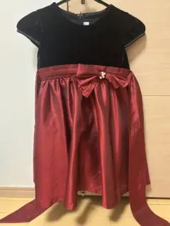 子ども用ドレス　赤黒