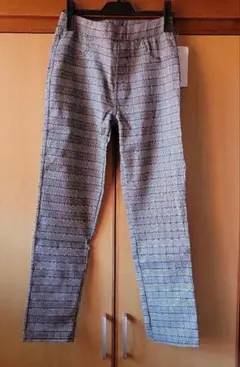 Item thumbnail for item c4fa8b68-3dd7-428d-b006-f61cd60d117c