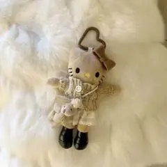 【新品未使用】ハローキティ ぬいぐるみキーホルダー 日焼けキティ GOGO