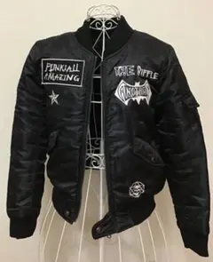 刺繍入りブラックMA-1ジャケット