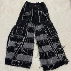 REFLEM レフレム ブラックチェーンスタッズカーゴパンツ - メルカリ