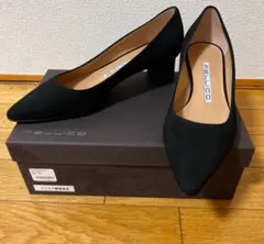 人気！ペリーコ 黒 アイレット スエード ポインテッドトゥ パンプス PELLICO ペリーコ パンプス ポインテッドトゥ レザー スエード