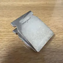 Salvatore Ferragamo クリップ