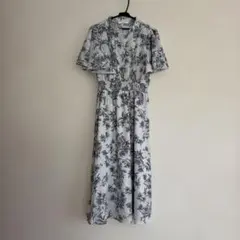 花柄フレアスリーブワンピース