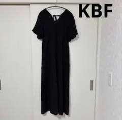 KBF ブラック　ワンサイズ　Vネック ロングワンピース