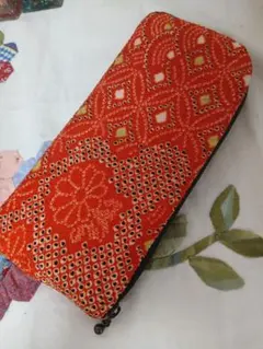 L字ファスナーの絞りの長財布ハンドメイド