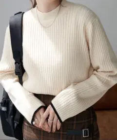 タグなし新品☆discoat モチモチリブパイピングハイネック《WEB限定》