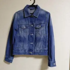 GU デニムジャケットのサムネイル