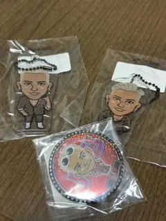 ELLYキーホルダー 缶バッチセット