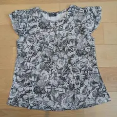 BeBe 半袖Tシャツ モノトーン　貝やヒトデ柄　130cmのサムネイル