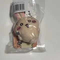 ちいかわ　うさぎだらけくじ　E賞:ぬいぐるみバッジ（トンカチ）