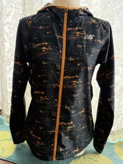 Item thumbnail for item 8aa5c5a3-b305-4bdc-b505-d2476c20a0c5