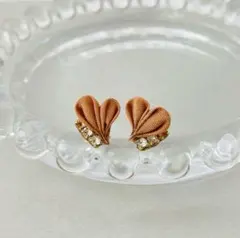 no.934 ブラウンハートピアス　イヤリング　和風　ハンドメイド　成人式