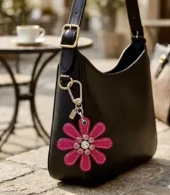 COACH 桜 レザー チャーム ピンク系 y2k COACH 桜 レザー チャーム ピンク系 y2k - メルカリ