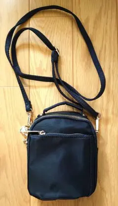 ミニショルダーバッグ　斜めがけ