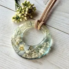 ハンドメイド　レジン　花ペンダント