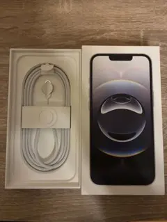 iPhone16e 空箱、ケーブル