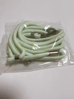 スマホショルダー ストラップ 首掛け 斜めがけ パッチ付き　ミントグリーン