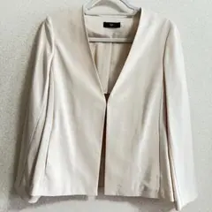 ノーカラージャケット ベージュ