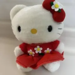 y*a様 ハローキティ ぬいぐるみ 赤いドレス
