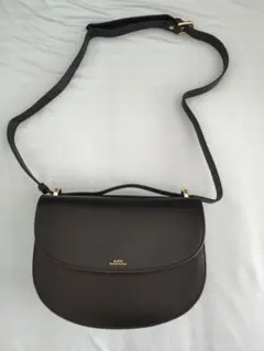 APC アーペーセー ショルダーバッグのサムネイル