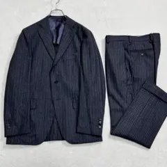 Universal Language イタリア高級生地　秋冬スーツ 美品】UNIVERSALLANGUAGE イタリア高級生地 濃紺 スーツセット 美品