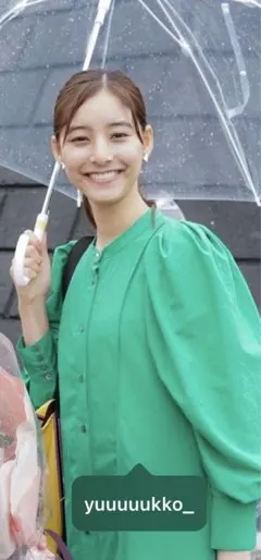 ボリュームスリーブシャツワンピース　新木優子さん着用