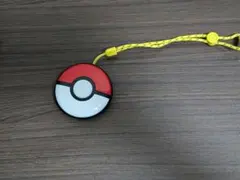 Pokémon GO Plus + 本体 ストラップ付きのサムネイル