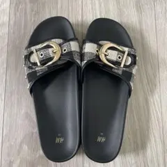 H&M チェック柄 バックル サンダル 39のサムネイル