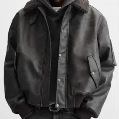 ZARA ザラ　フェイクレザー 取り外し可能な襟付きジャケット　S ZARA フェイクレザー取り外し可能な襟付きジャケット S