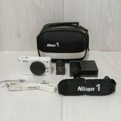 ⭐︎新品同様撮影枚数7枚⭐︎Nikon 1 V1 レンズキット - メルカリ