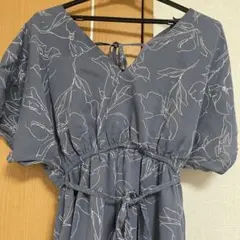 フレアスリーブ花柄カシュクールワンピース