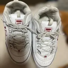 FILA ホワイト スニーカー 厚底 ハートロゴ
