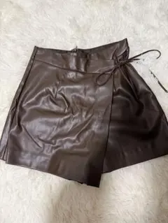 GRLブラウン 合成皮革 ラップスタイル ミニスカート